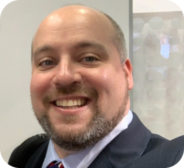 Revinova AI-powered corporate training solutions