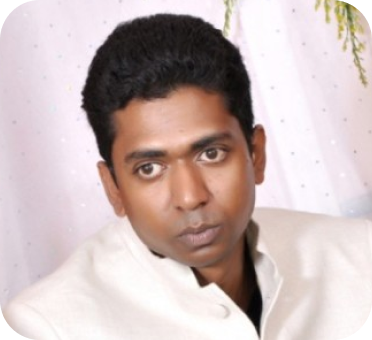 Revinova AI-powered corporate training solutions